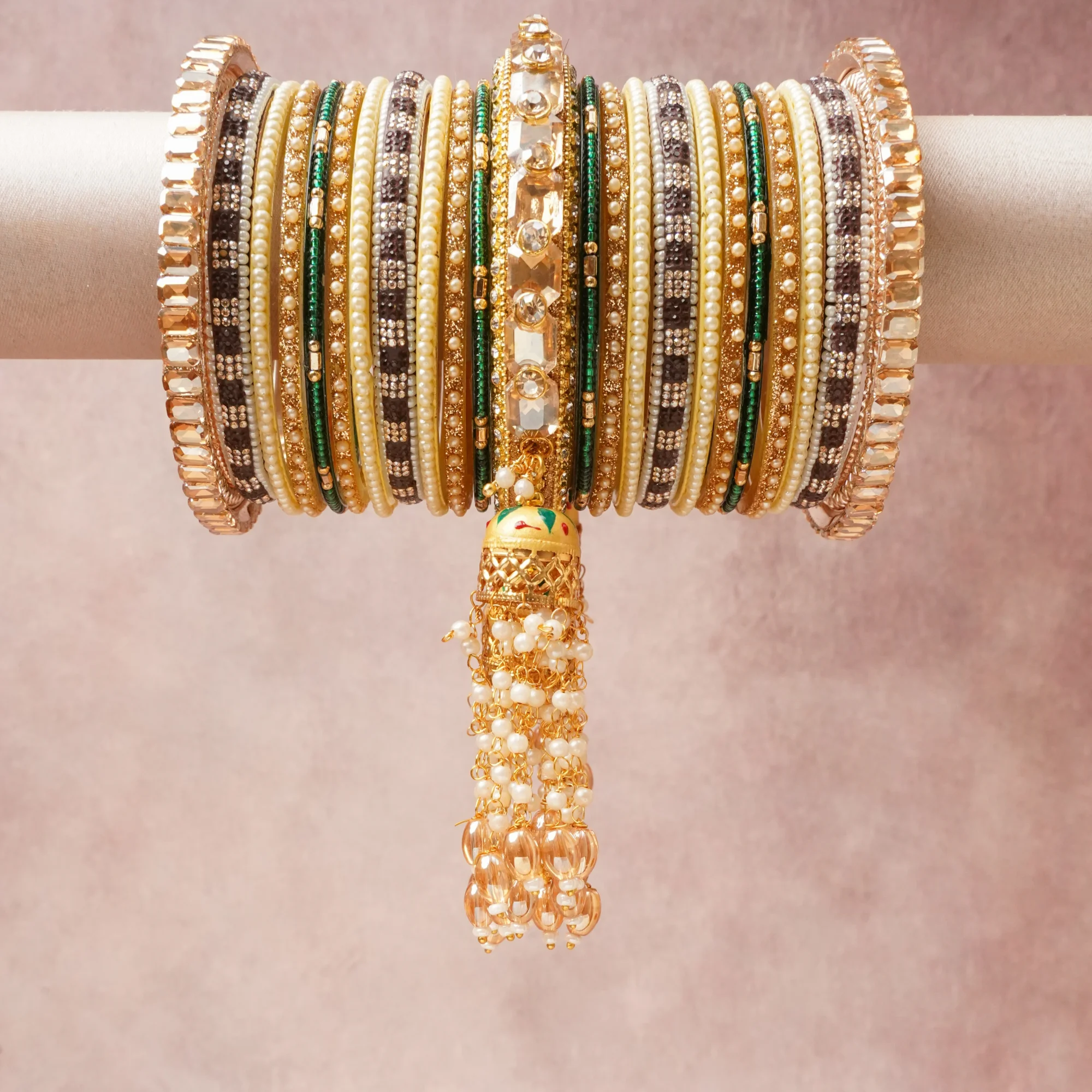 A majestic Gold set, complemented by Forest Green, Onyx Black, Champagne Crystal featuring Gold-toned Metal, Faux Pearls, Glass Crystals, Glass Beads, Enamel.
Rich, ceremonial, and designed to be passed through generations.